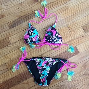 Victoria's Secret String Bikini, Small/ Large